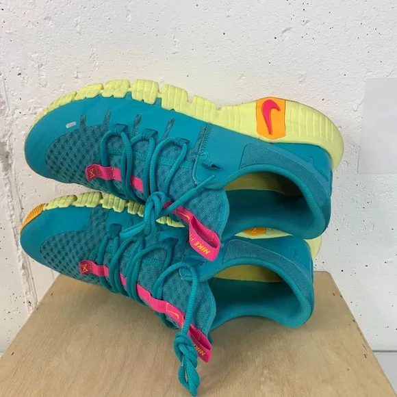 Nike Free Metcon 5 Men's US 10.5 Workout Shoes Aqua Athletic Sneakers DV3949-302