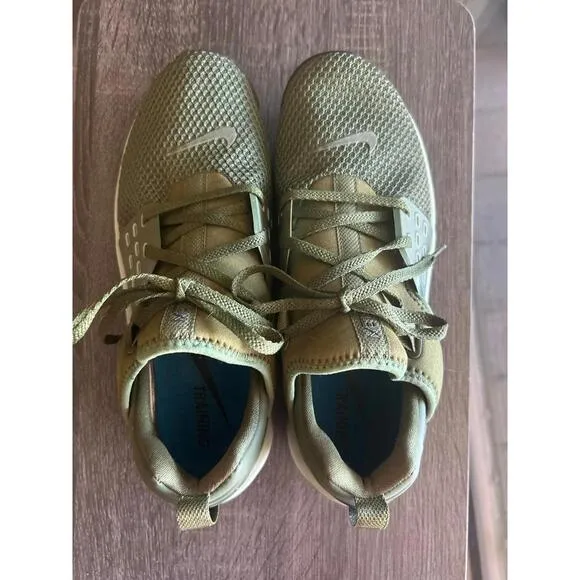 Nike Free Shoes Metcon 2 Size 8.5 Running Sneakers Green Cushioned