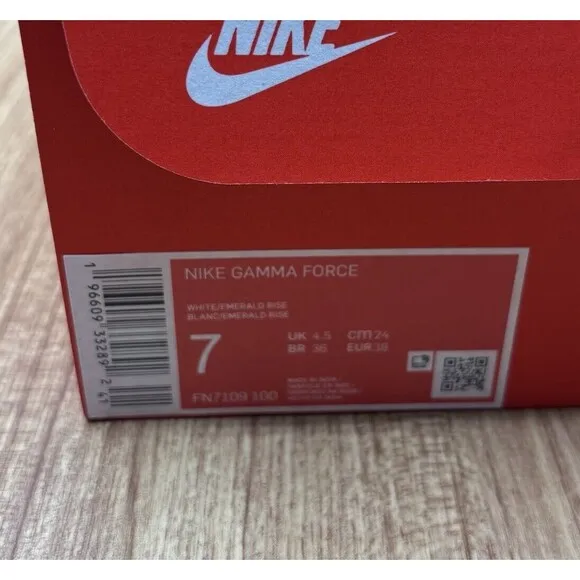 Nike Gamma Force Shoes low FN7109 100 White Emerald Rise Women's Size 7 Sneakers