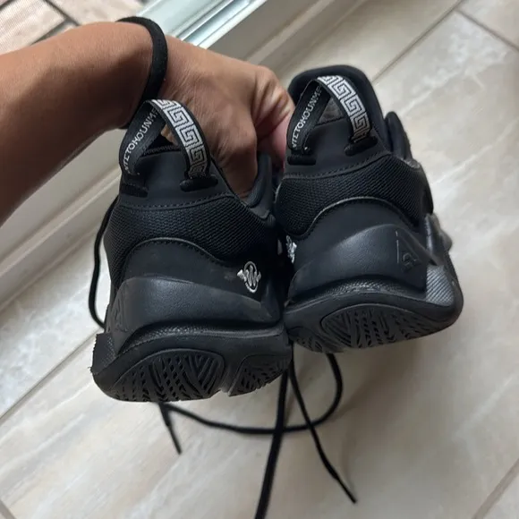 Nike Giannis Immortality 2Basketball Shoes