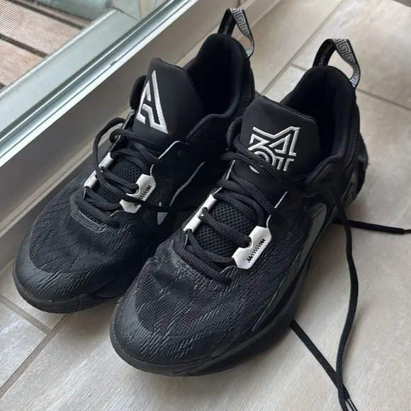 Nike Giannis Immortality 2Basketball Shoes