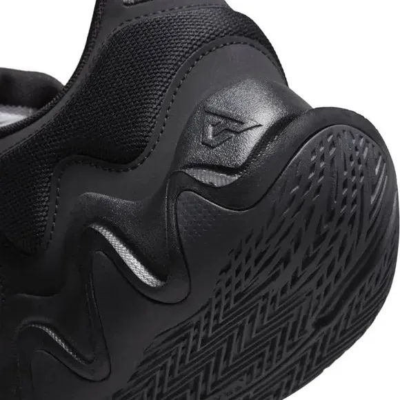 Nike Giannis Immortality 2Basketball Shoes