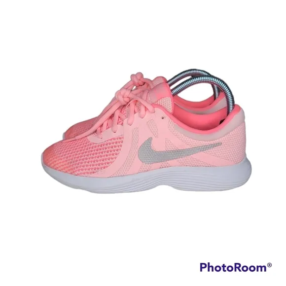 NIKE Girls Revolution 4 Sneakers