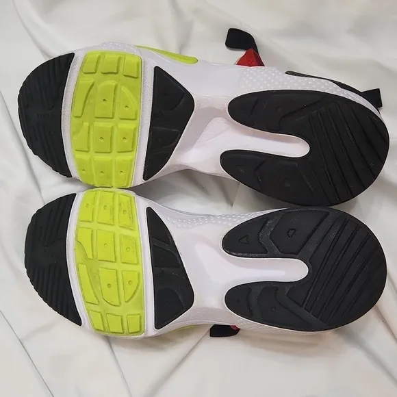 Nike Huarache E.D.G.E TXT White Black Red Volt Athelic sneakers (m size 8)