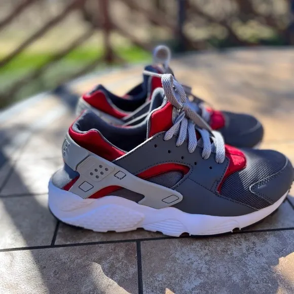 Nike Huarache Run (GS) Boy's 6,5 Youth Gray Red Running Sneakers 654275-018