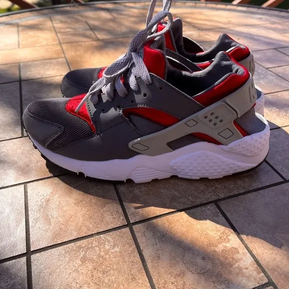 Nike Huarache Run (GS) Boy's 6,5 Youth Gray Red Running Sneakers 654275-018