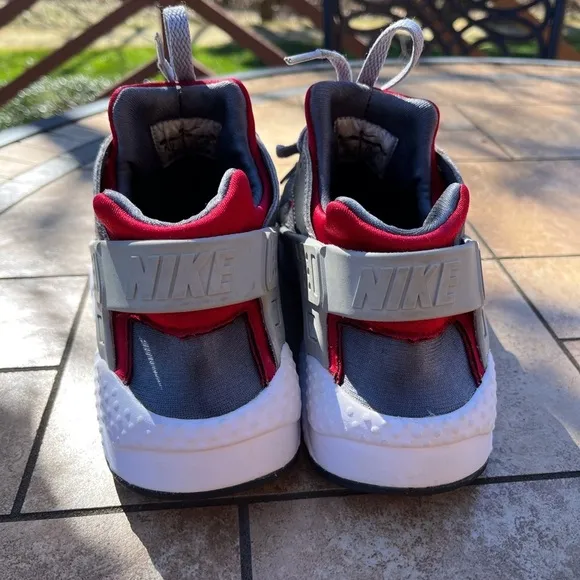 Nike Huarache Run (GS) Boy's 6,5 Youth Gray Red Running Sneakers 654275-018