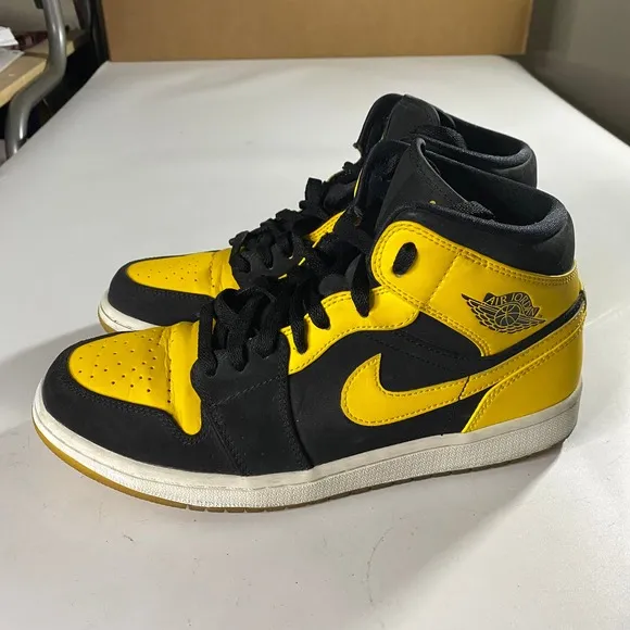 Nike Jordan 1 Retro Mid True Love Shoes Sneakers Men's 8.5