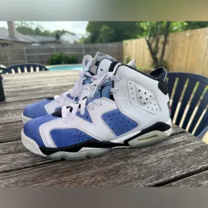 Nike Jordan 6 Retro Blue and White Sneakers with Signature Air Unit size 6.5y