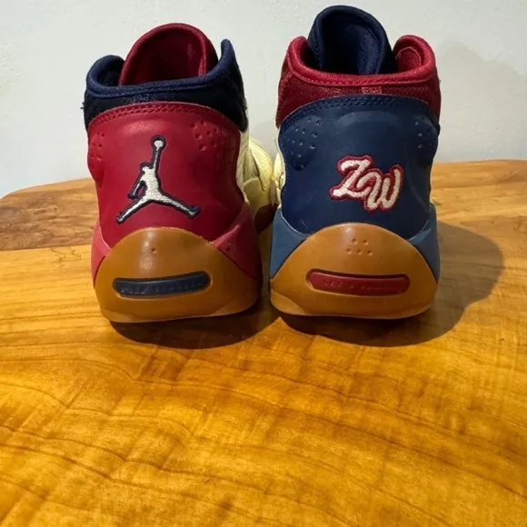 Nike Jordan Zion 2 Pelicans GS Youth Boy Size 4.5Y Sneakers Running Shoes