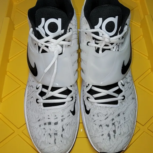 Nike KD 14 TB White/Black Size 16.5 Kevin Durant Basketball Shoe Big and Tall