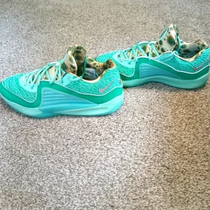 Nike KD 16 &quot;Wanda&quot; Mint Foam Basketball Shoes Men's Size 13
