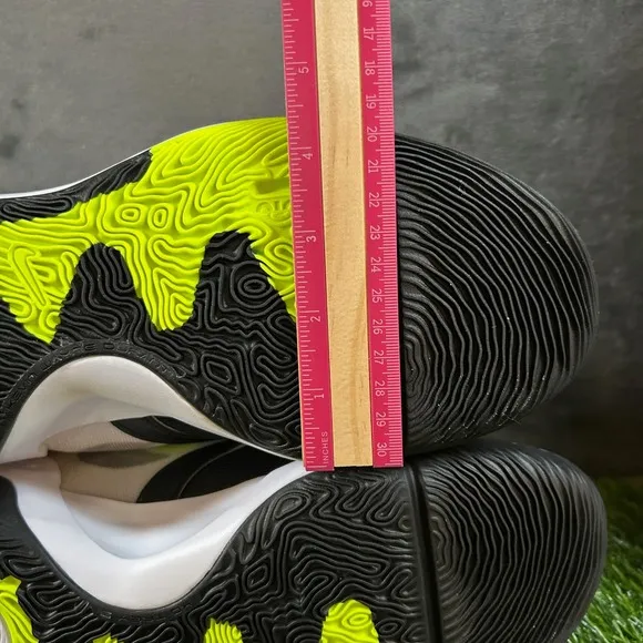 Nike KD Trey 5 X Basketball Shoes Black Neon Green Athletic Sneakers Mens 13