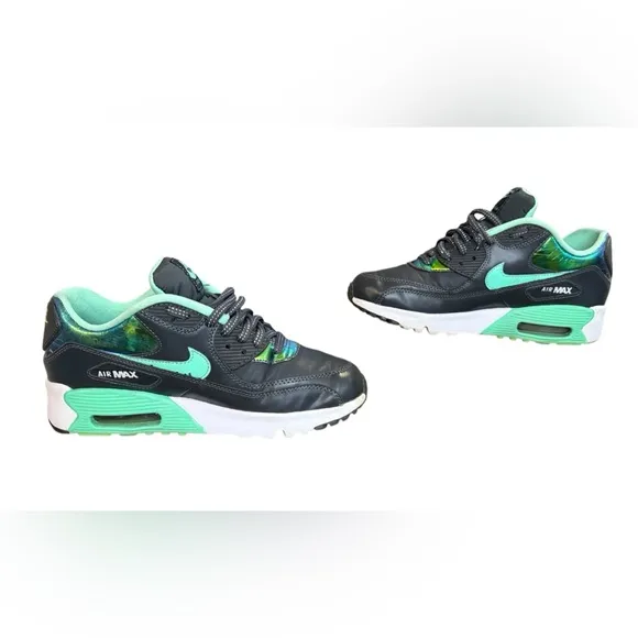 Nike Kids Air Max 90 Running Shoe Black and Green