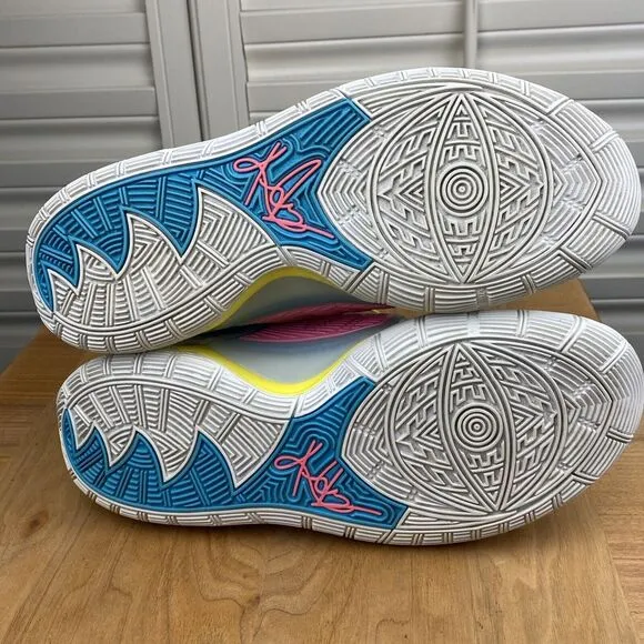 Nike Kyrie 6 NBA‎  Basketball Shoes Sneakers - Neon Graffiti Mens 9.5 BQ4630-101
