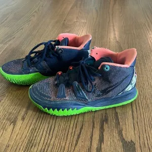 Nike Kyrie 7 Midnight Navy Blue Green Basketball Shoes Sneakers