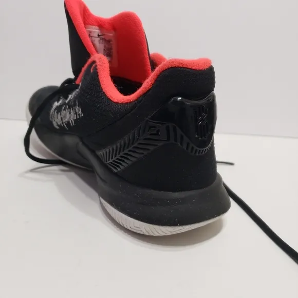 Nike Kyrie Flytrap Men's Basketball Shoes Sneakers 9
