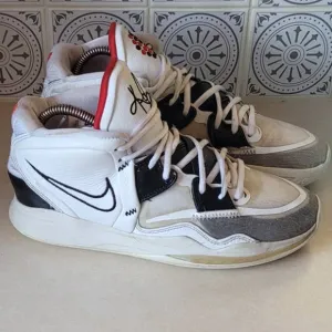 Nike Kyrie Infinity White Black Red Basketball Shoes Men's 8.5