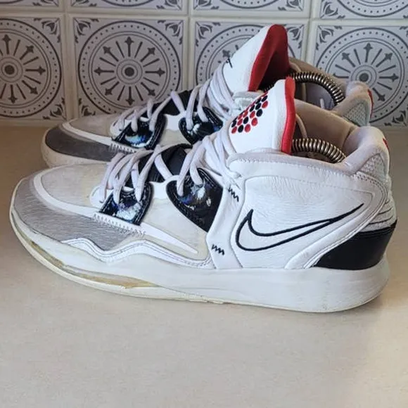 Nike Kyrie Infinity White Black Red Basketball Shoes Men's 8.5