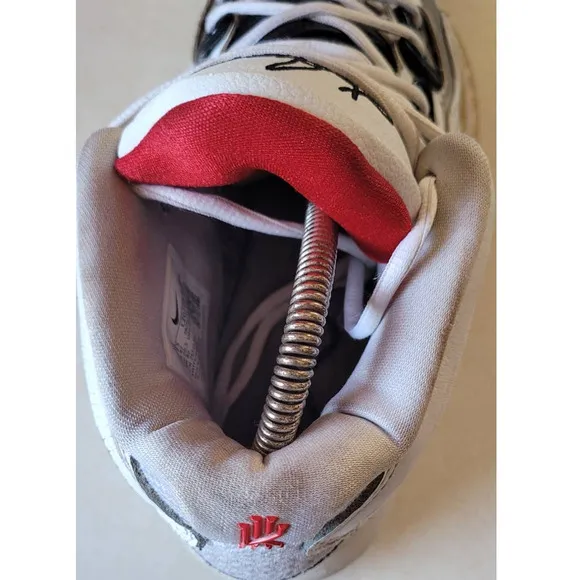 Nike Kyrie Infinity White Black Red Basketball Shoes Men's 8.5