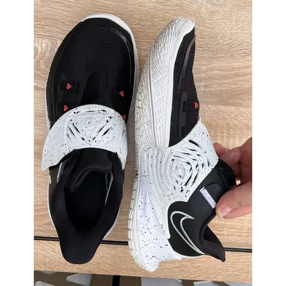 Nike Kyrie Low 3 Team Black White (CW6228-003 Men Sz 7 sneakers shoes basketball