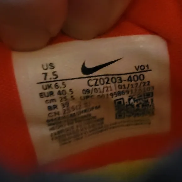 Nike LeBron 19 Fast Food -‎ Dutch Blue Sneakers