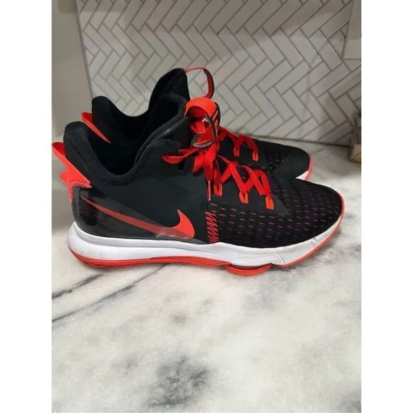 Nike LeBron Witness 5 Basketball Shoes Black Red Sneakers CQ9380-005 Mens 13