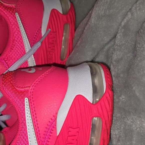 Nike Max Sport Sz 7.5