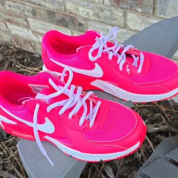 Nike Max Sport Sz 7.5