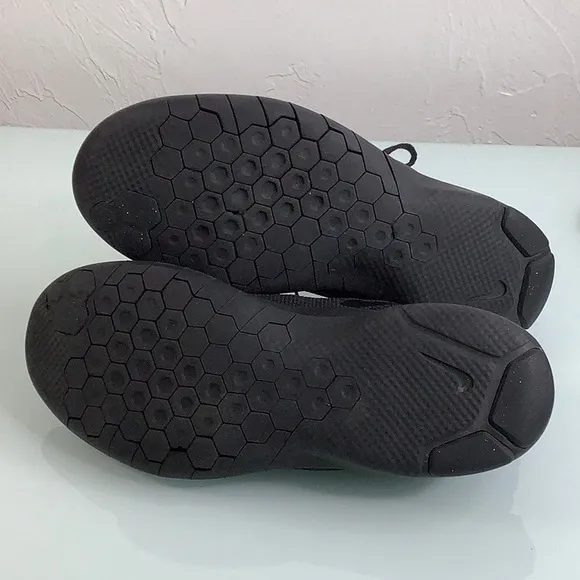 Nike Men Flex Experience RN 7 Black on black Running Training sneakers size 10