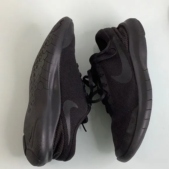 Nike Men Flex Experience RN 7 Black on black Running Training sneakers size 10