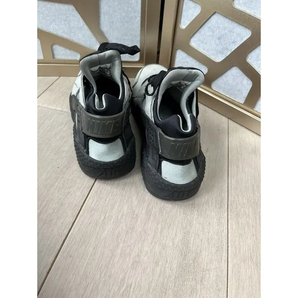 Nike Men's Air Huarache Run Grey/Black Sz 9 704830-301 Running Shoes sneakers