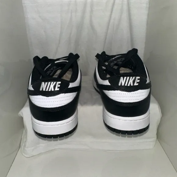 Nike Men's Black and White Sneakers 9.5 Dunk Low Retro