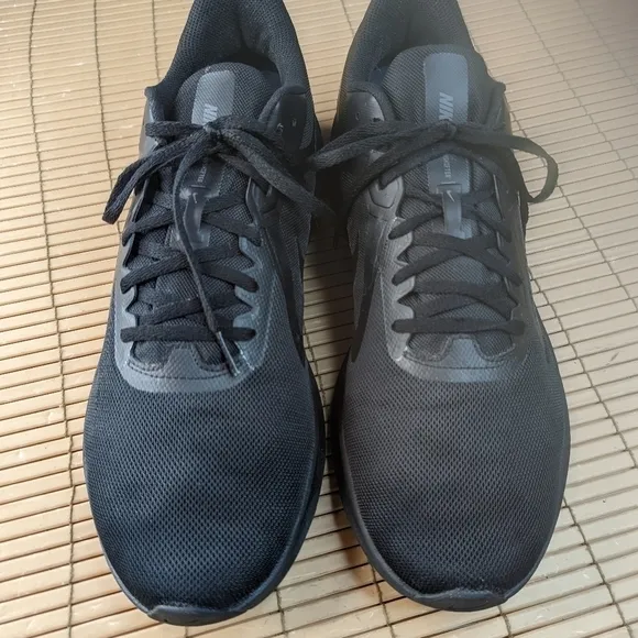 Nike Mens Downshifter 10 CI9981-002 Black Running Shoes Sneakers Size 13. 66,pm