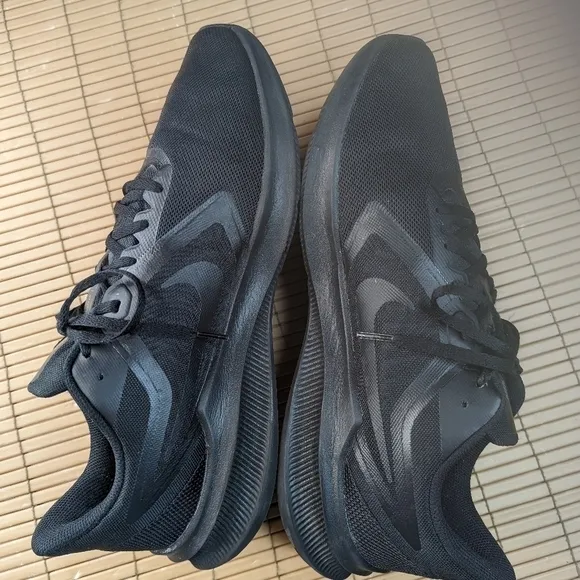 Nike Mens Downshifter 10 CI9981-002 Black Running Shoes Sneakers Size 13. 66,pm