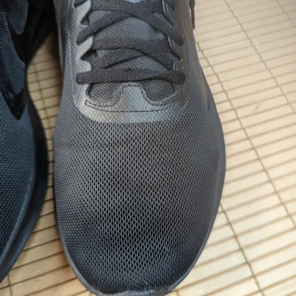 Nike Mens Downshifter 10 CI9981-002 Black Running Shoes Sneakers Size 13. 66,pm