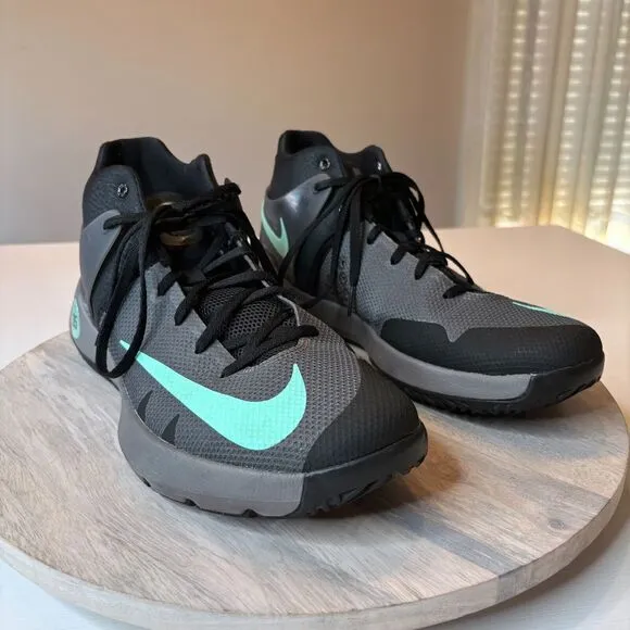 Nike Men's Kevin Durant KD Trey 5 VI Grey Green Glow Size Sneakers US Size 11.5
