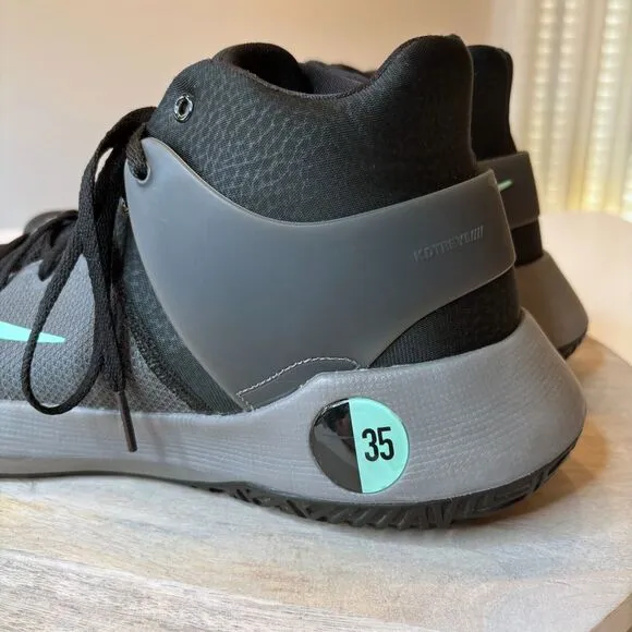Nike Men's Kevin Durant KD Trey 5 VI Grey Green Glow Size Sneakers US Size 11.5