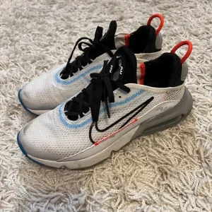 Nike Multicolored Airmax Youth Sneaker