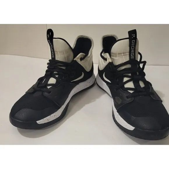 NIKE / PAUL GEORGE'S, PG3TB Black/White Women's 9.5 Sneakers CN9513-001
