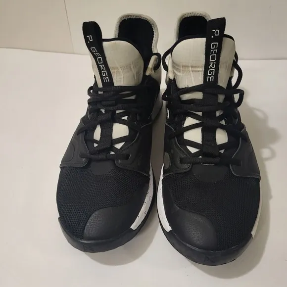 NIKE / PAUL GEORGE'S, PG3TB Black/White Women's 9.5 Sneakers CN9513-001