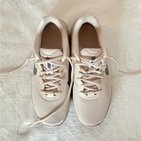 Nike Revolution 6 Next Nature Running Shoe