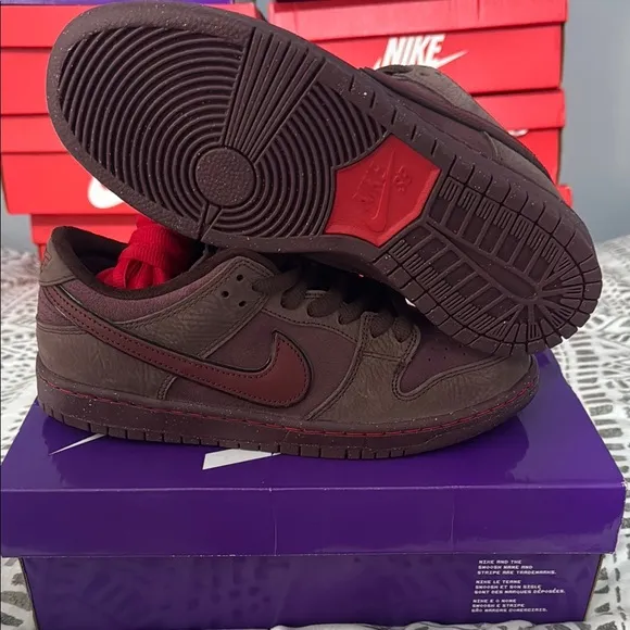 Nike SB DUNK LOW PRM Men's Brown Sneakers NEW in the box