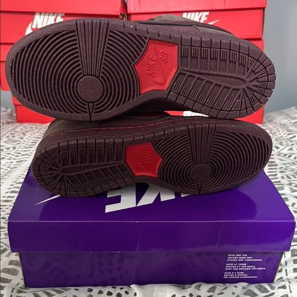 Nike SB DUNK LOW PRM Men's Brown Sneakers NEW in the box