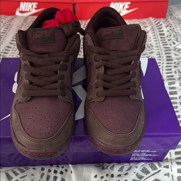 Nike SB DUNK LOW PRM Men's Brown Sneakers NEW in the box