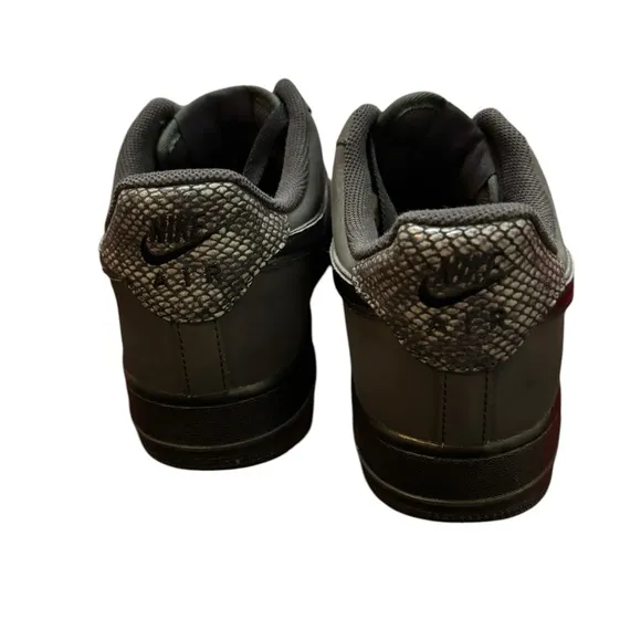 Nike shoes sneakers 10 Air Force 1 snakeskin 82