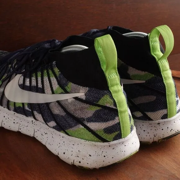 Nike Sneakers Mens Size 9.5 Blue Free Train Force Flyknit Seahawks 840299-400