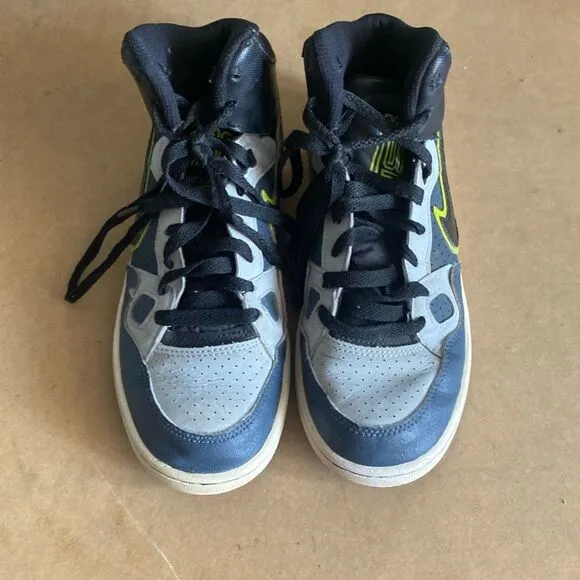 Nike Son of Force Mid 615158-013 Black Gray Basketball Shoes Youth Boys Size 5.5