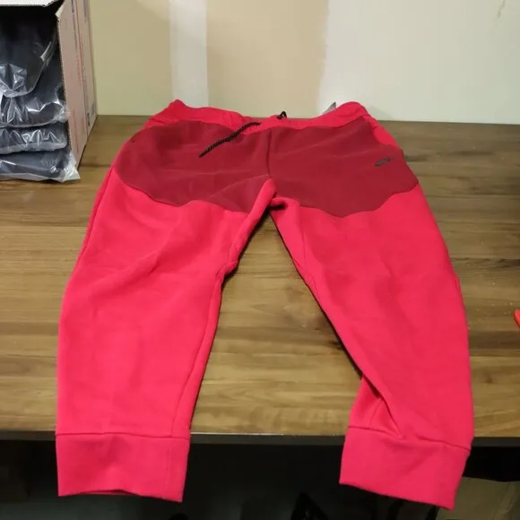 Nike Sportswear Tech Fleece Joggers 'Very Berry/Pomegrante' CU4495-643 Men's XL