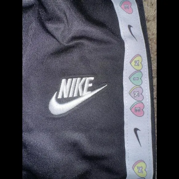 Nike Toddle (Girl’) V Day Tricot Logo Tape Black Jacket &amp; Sweats Tracksuit